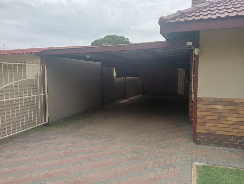 4 Bedroom Property for Sale in Sasolburg Ext 5 Free State
